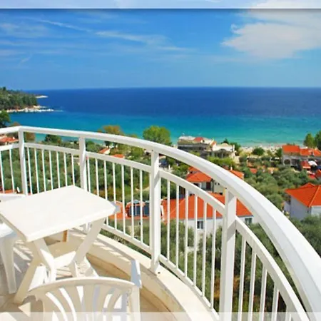 Emerald Aparthotel Chrysi Ammoudia
