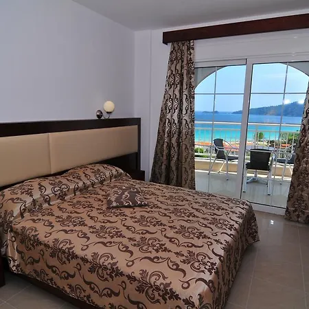Apart-hotel Emerald Chrysi Ammoudia